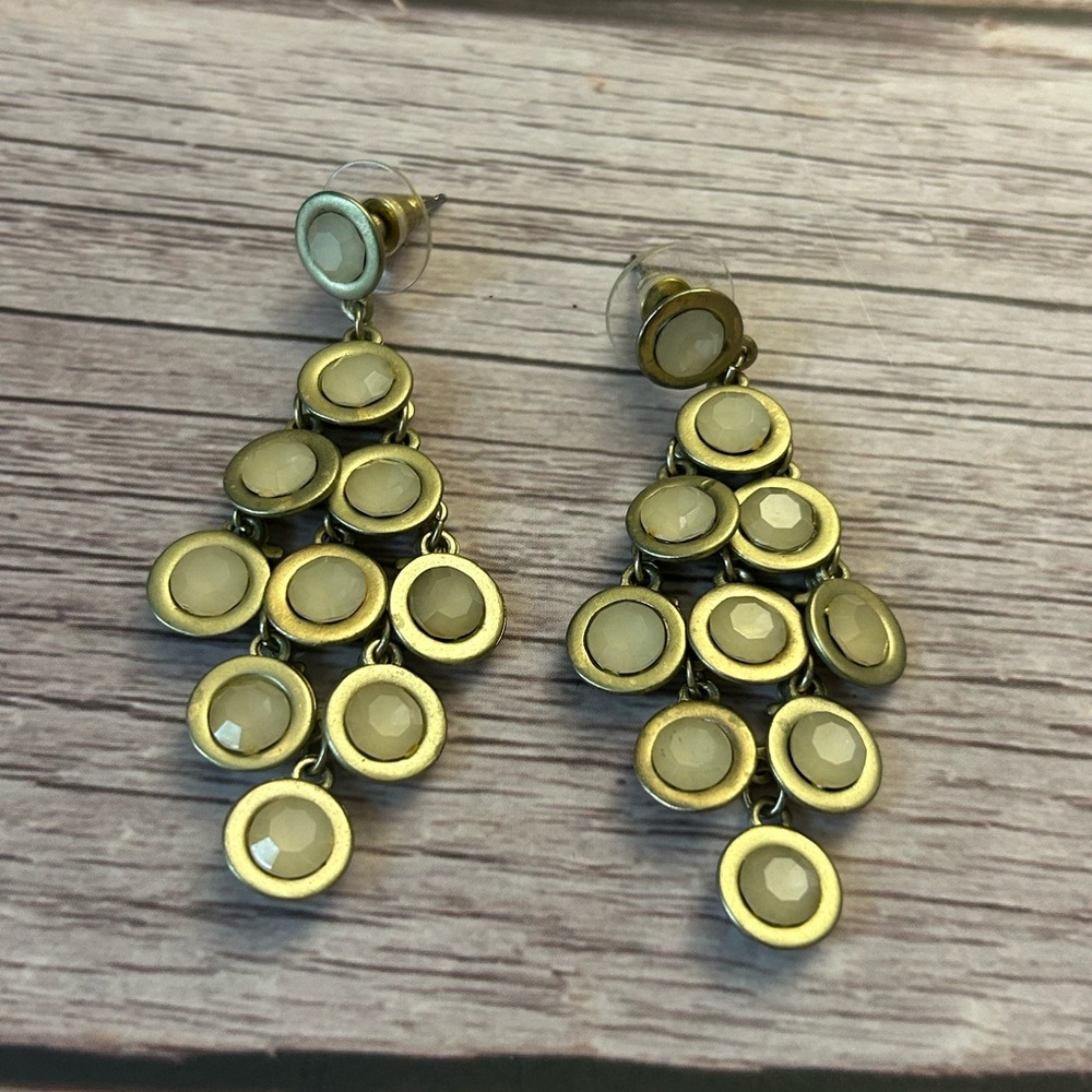 Elegant Gold and Cream Chandelier Earrings E961